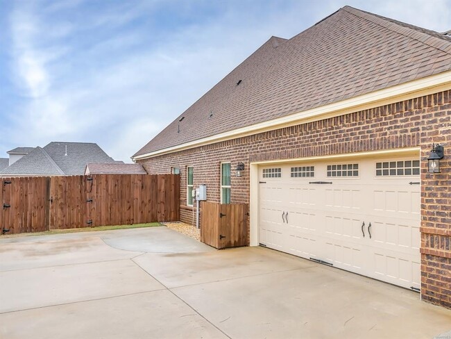 Photo - 37 Setter Trail