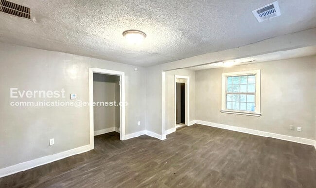 Photo - 761 Whitney Ave