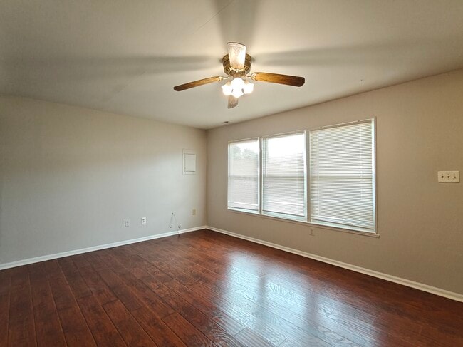 Photo - 60 Farmhouse Rd