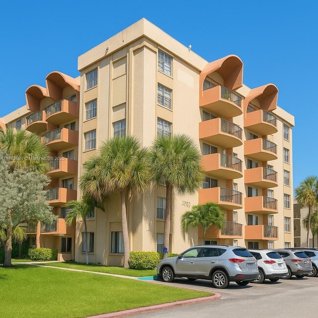 Building Photo - 9310 Fontainebleau Blvd Unit 307