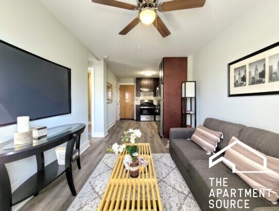Building Photo - 725 Saint Johns Ave Unit #19