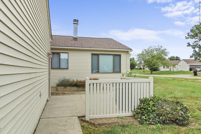 2409 Heritage Dr
