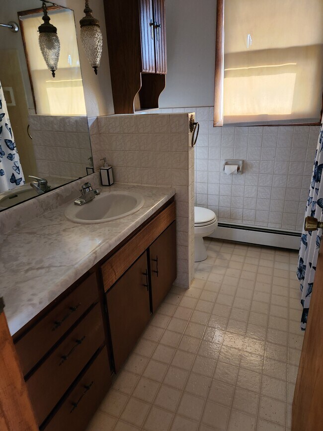 Photo - 203 Valley St