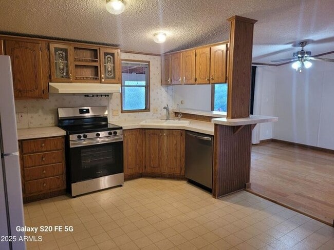 READY TO VIEW NOW! Adorable 3 Bed 2 Bath Home in New River NO HOA - READY TO VIEW NOW! Adorable 3 Bed 2 Bath Home in New River NO HOA