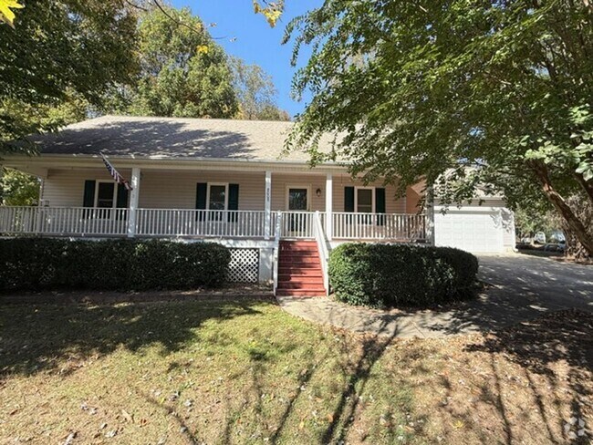 Building Photo - Oak Ridge Living Rental