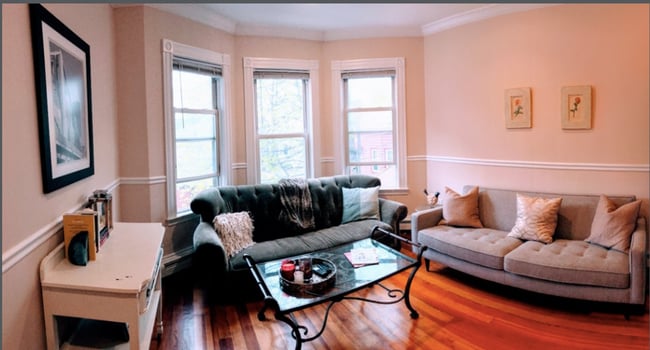 Building Photo - 4bed/2bath in Brookline