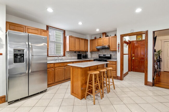 Photo - 291 E Eagle St Unidad 2