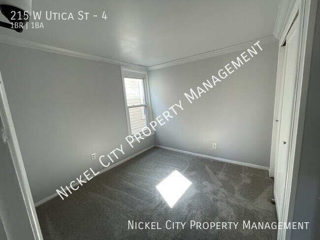 215 W Utica St Unit 4
