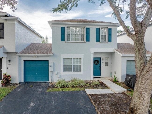 Building Photo - 9681 Santa Rosa Dr Rental
