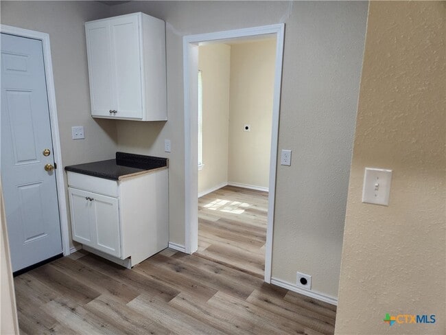 Photo - 1817 E Barton Ave