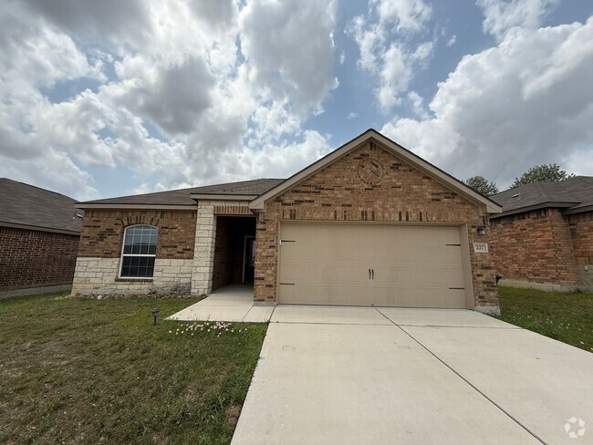 Building Photo - Cozy gem in the heart of New Braunfels! Rental