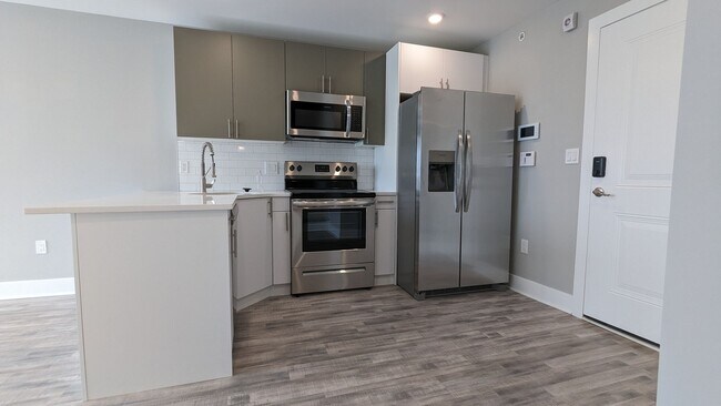 Photo - 2500 Mascher St (LO) Unidad 12