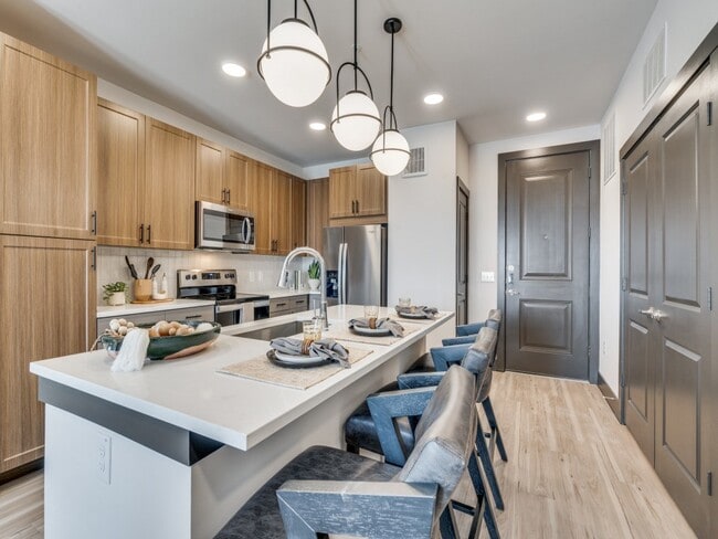 Photo - Lenox Cooper