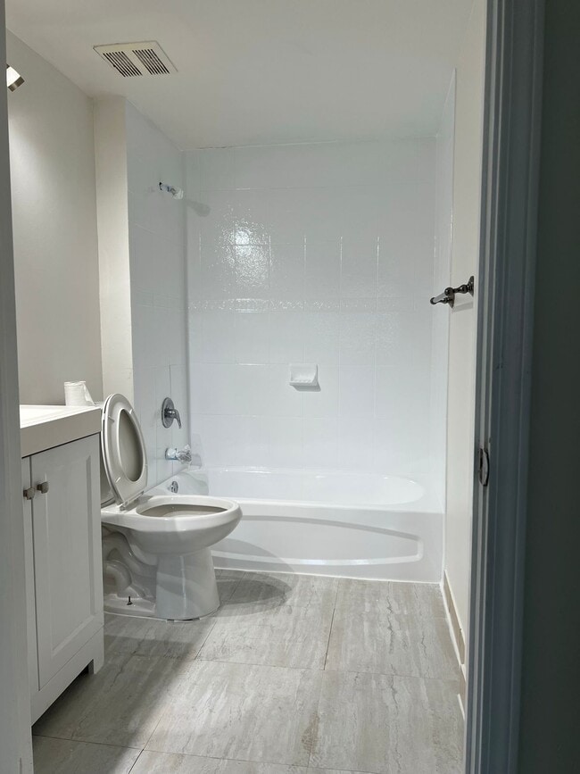 Photo - 11060 SW 196th St Unit 405