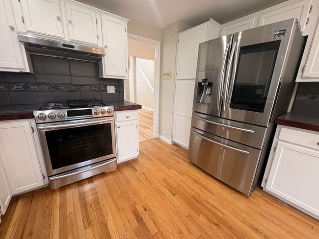 Photo - Bright and Spacious Newcastle Home -Open House Saturday the 27th 4:00-5:00