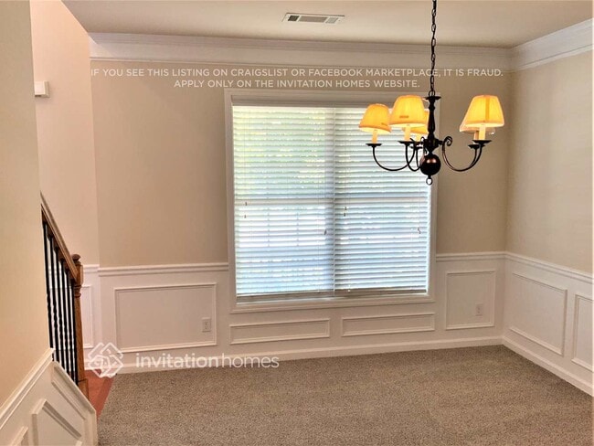 Photo - 7330 Gossamer St