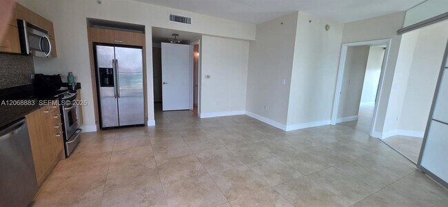 Photo - 350 S Miami Ave Unidad 3215