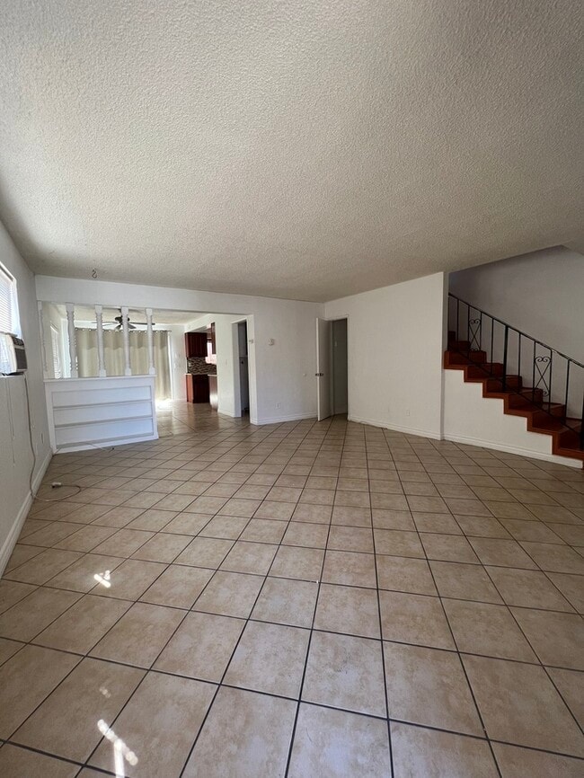 Building Photo - Two-story duplex unit