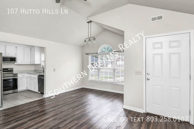 Photo - 107 Hutto Hill