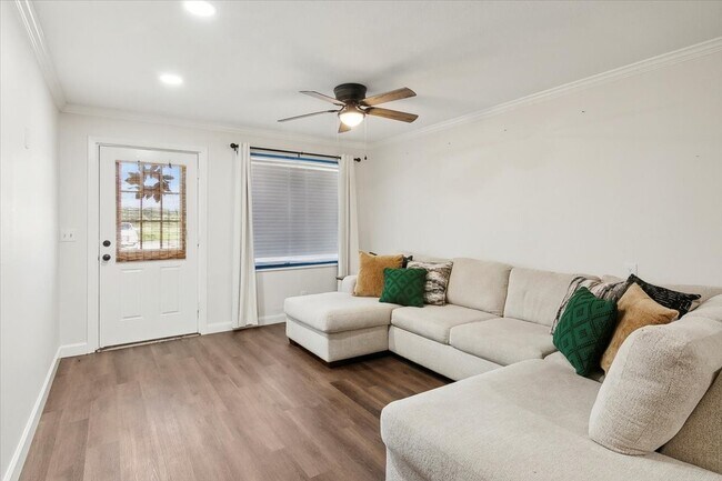Photo - 1300 Kansas Ave S