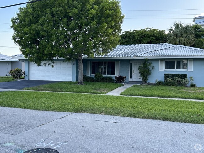 Building Photo - 3799 NE 6th Dr Rental