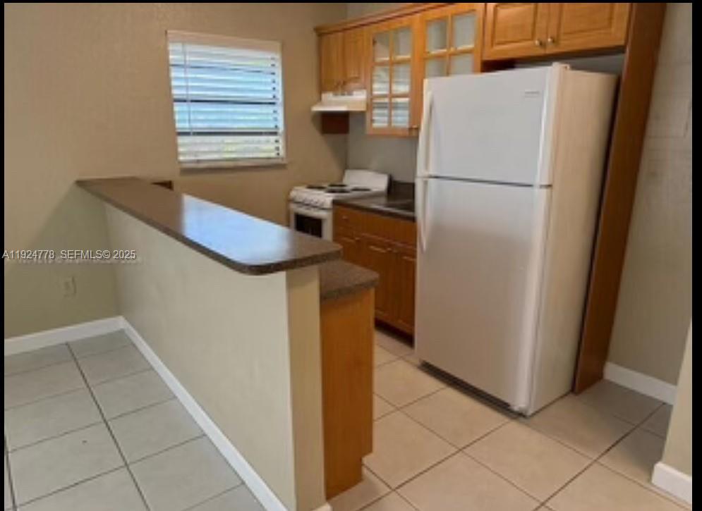 Photo - 9751 Wayne Ave