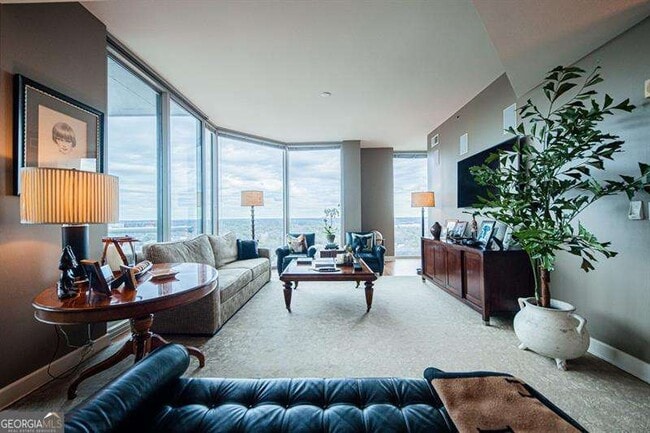Photo - 2795 Peachtree Rd Unit 1909