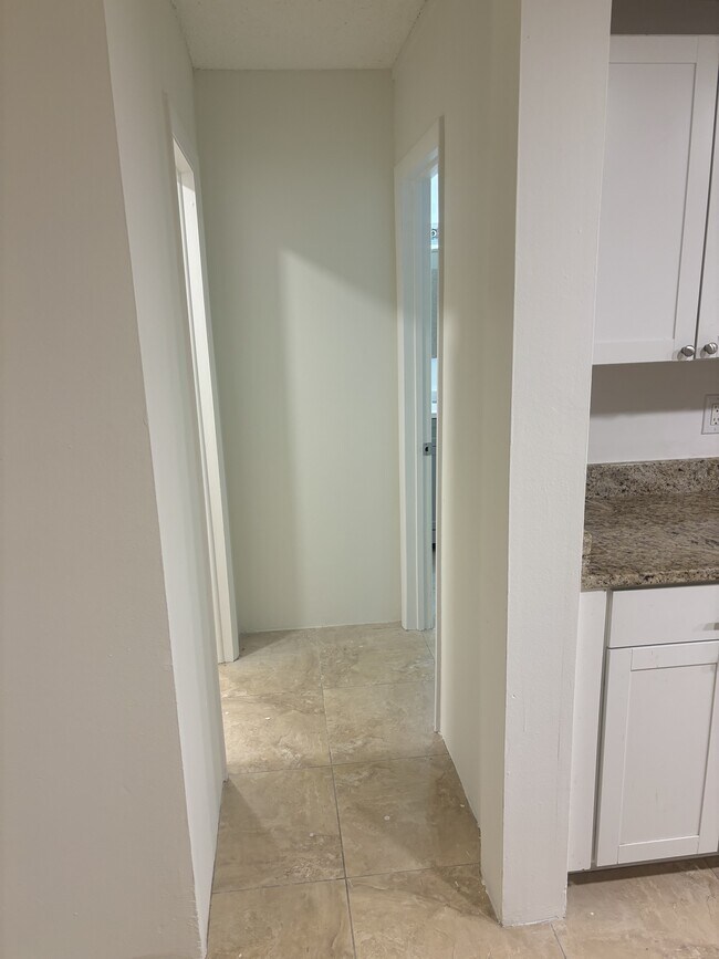 Photo - 202 2nd St Unit L