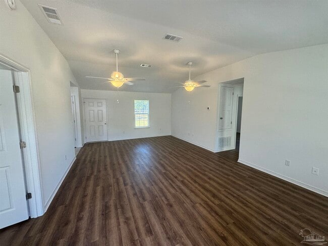 Photo - 5396 Spruce St