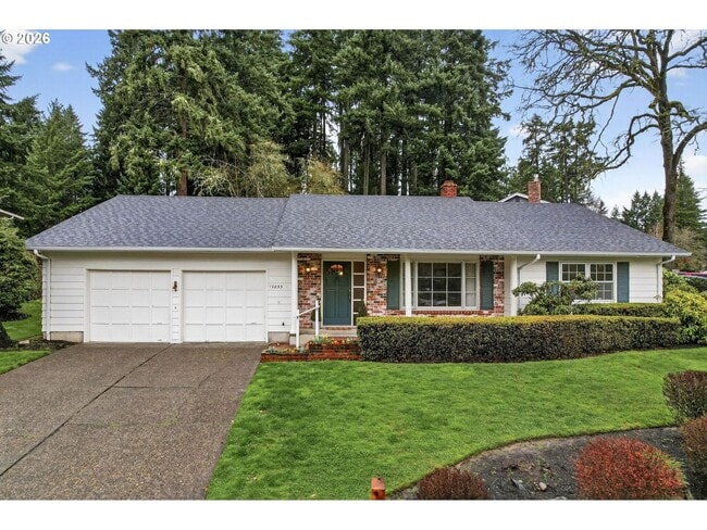 Building Photo - Peaceful 3 Bedroom Single-Level Home on Spacious Corner Lot Near Fir Grove Park