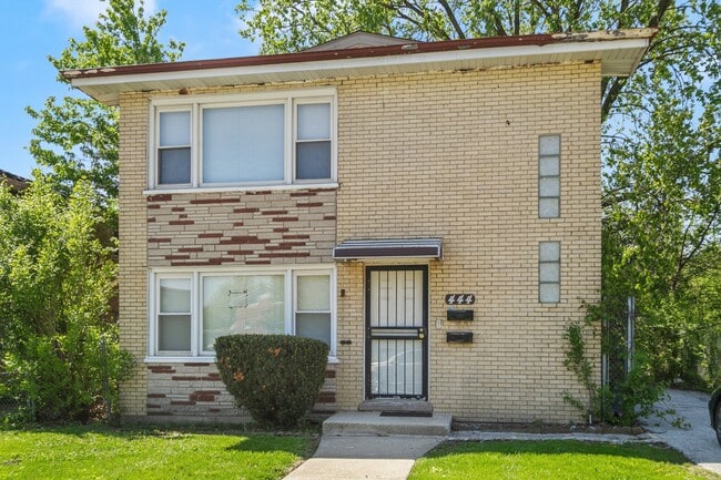 Building Photo - 444 W Hickory St