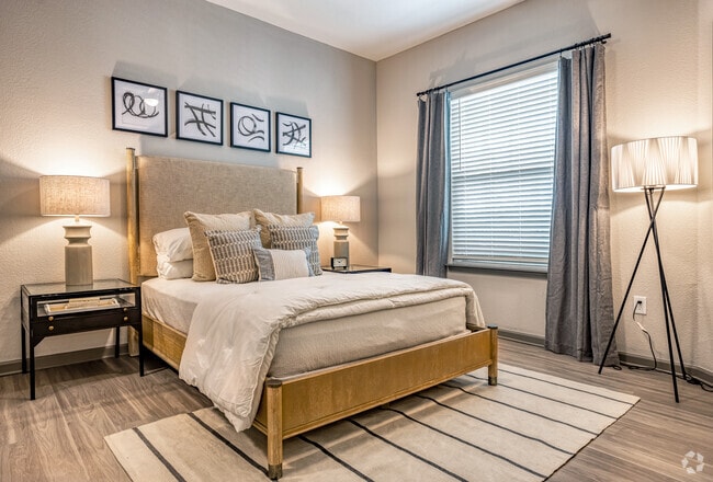 2BR, 2BA - 1,182SF - B2 Floorplan - Rowan Pointe