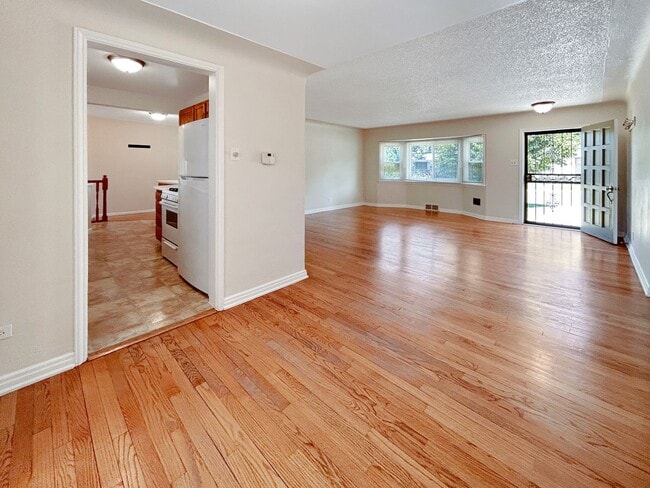 Photo - $0 DEPOSIT OPTION! UNIVERSITY PARK/DU, BEAUTIFUL RANCH HOME, 3 CAR GARAGE, HARDWOOD FLOORS, SOLAR...