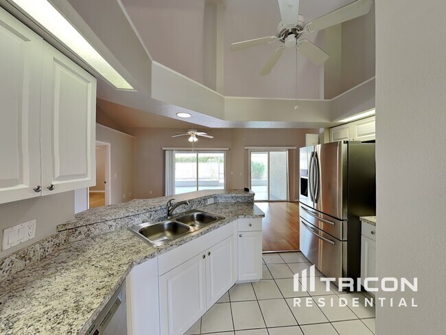 Photo - 1761 Banyan Dr
