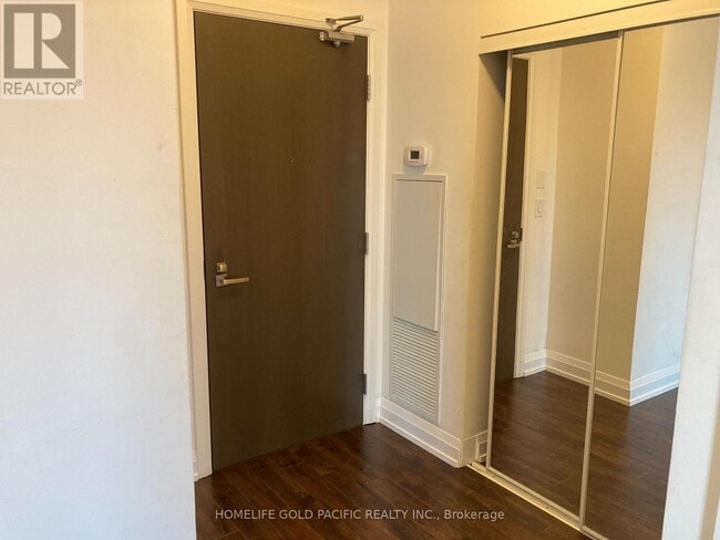 Photo - 7161 Yonge St Unité 325