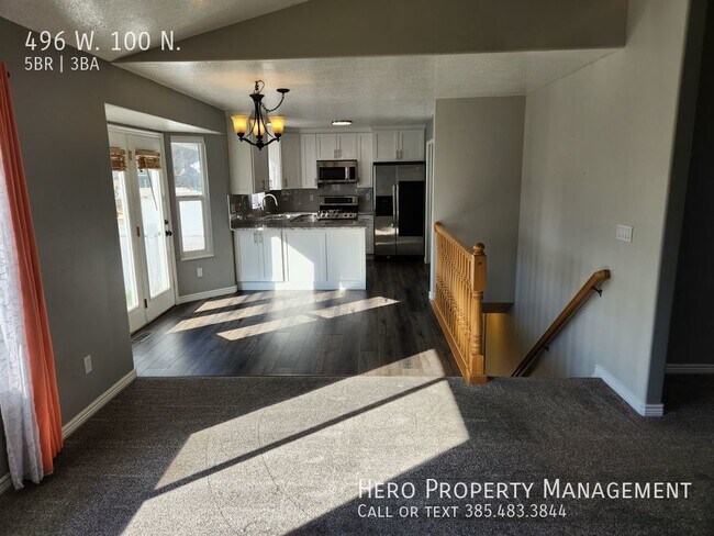 Photo - 496 W 100 N St