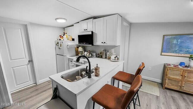 Photo - 4 Via Ripa Wy Unit 2