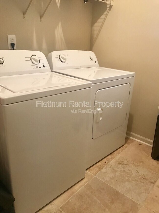Photo - 1740 Spring Hill Cove
