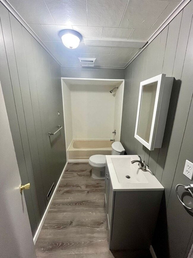 Photo - 12 Cypress St Unit 2nd Floor