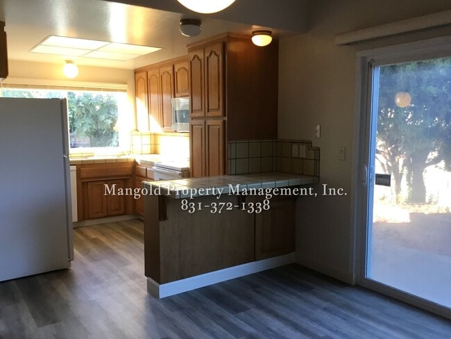 Photo - Spacious 3-Bed 2-Bath Home in South Salinas Neighborhood with Large Fenced Yard and Fireplace