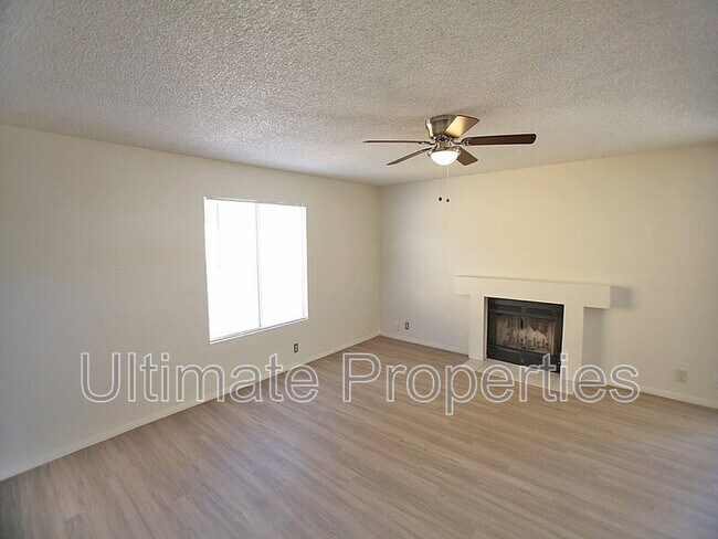 Photo - 10009 N 66th Ln