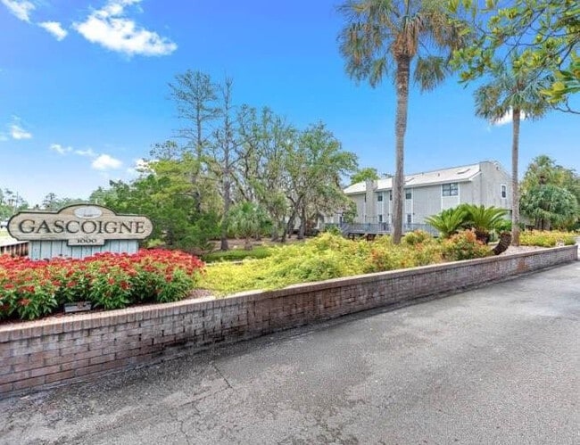 Photo - 1000 Sea Island Rd