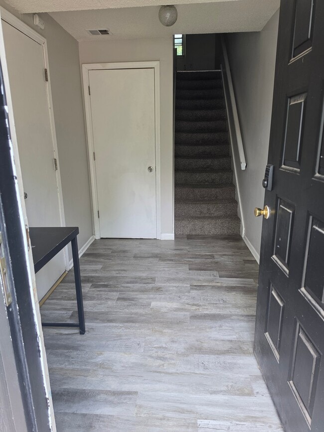 Photo - 2830 Eaton St