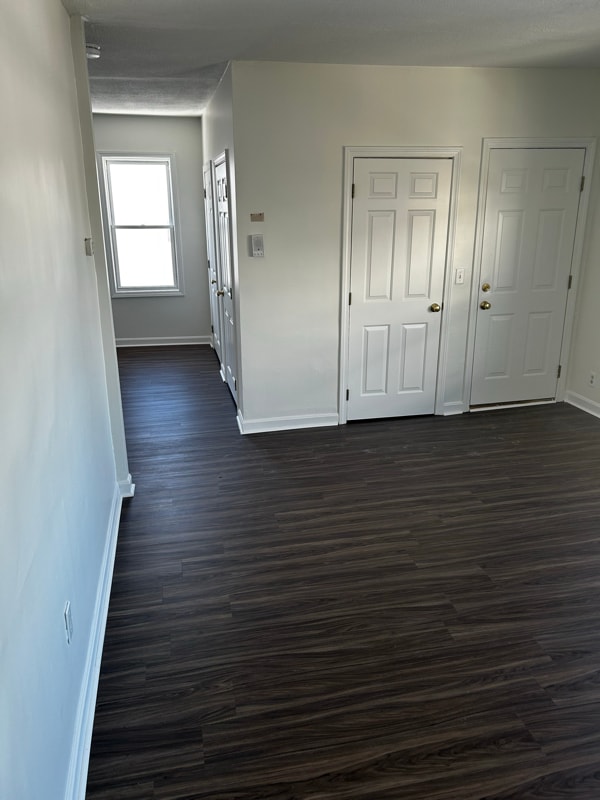 Photo - 533 Middle St Unit 3