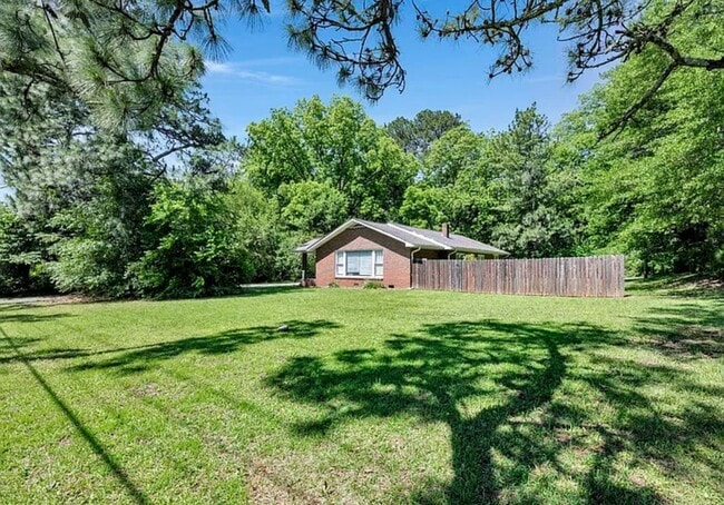 Photo - 4 bedroom 2 Bath - Available Now on Main A...