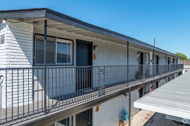 4822 Merwin St - Merwin Villa Apartments