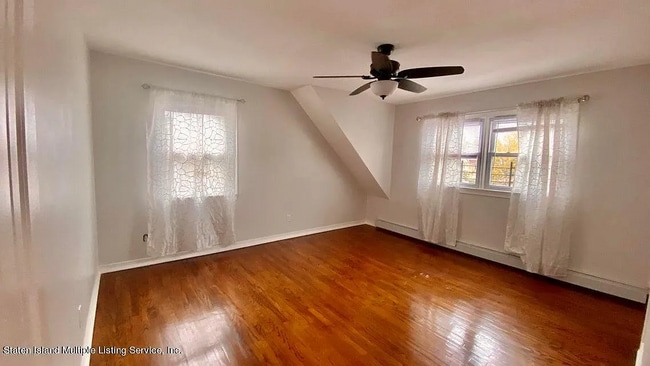 Building Photo - 400 Hanover Ave Unit A