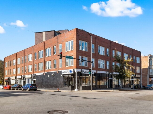 Building Photo - 4254 S Cottage Grove Ave Rental
