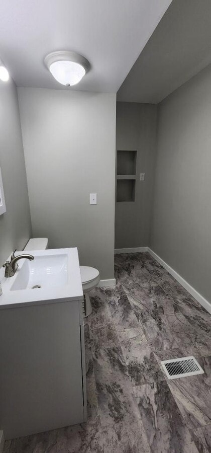 Photo - 223 W Locust St Unit 7