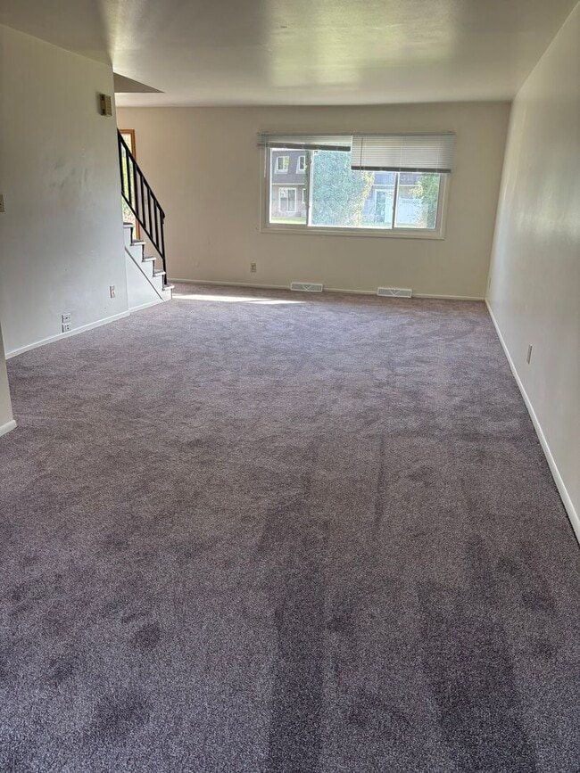 Photo - 3 Bedroom 2 1/2 Bath Townhome